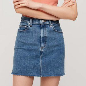 Aritzia Wilfred Free Cut Off Denim Skirt – Size 8